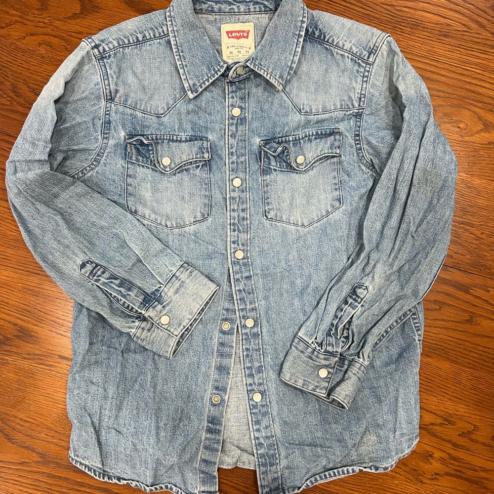 Levi's Denim Button-Up Shirt